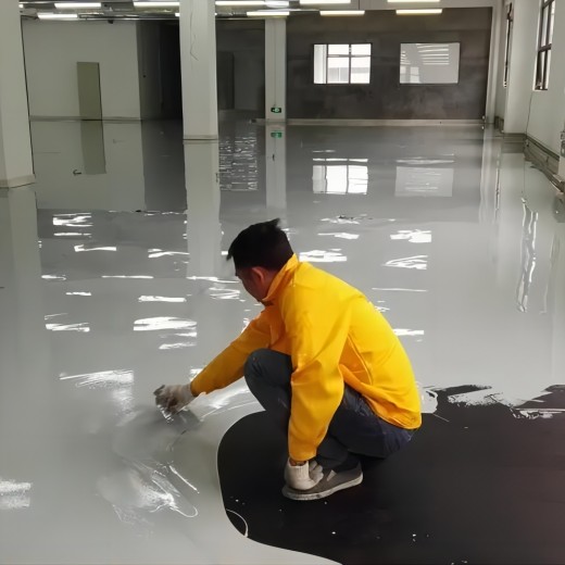 图木舒克防腐防静电地坪,防腐防静电自流平地坪